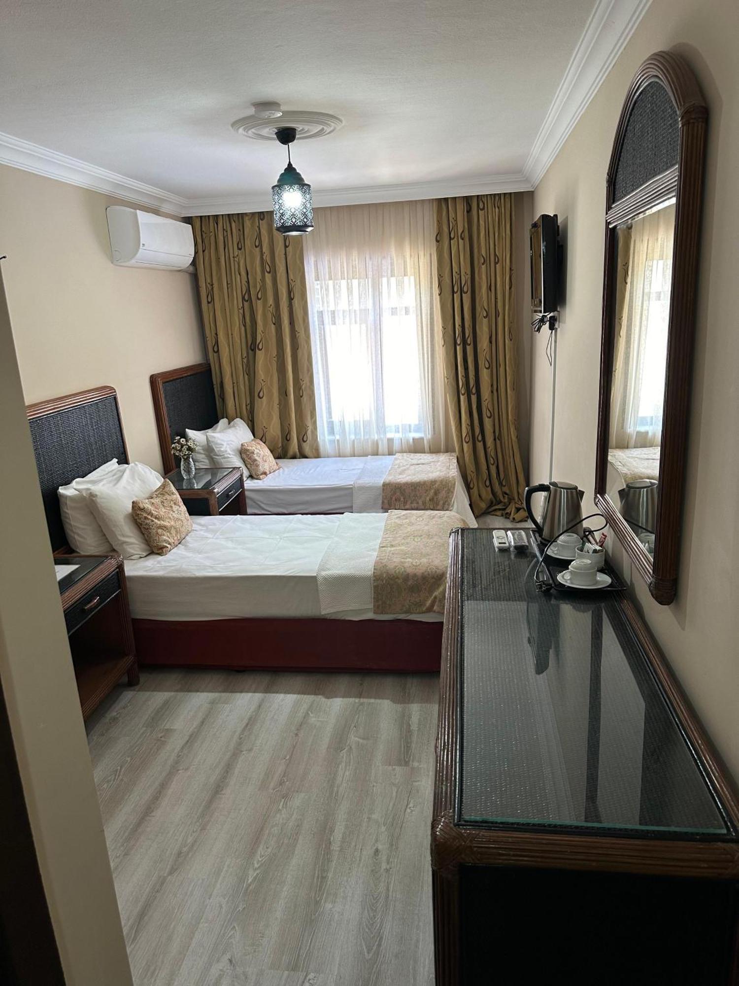 Loost Town Inn Hotel Анталья Экстерьер фото